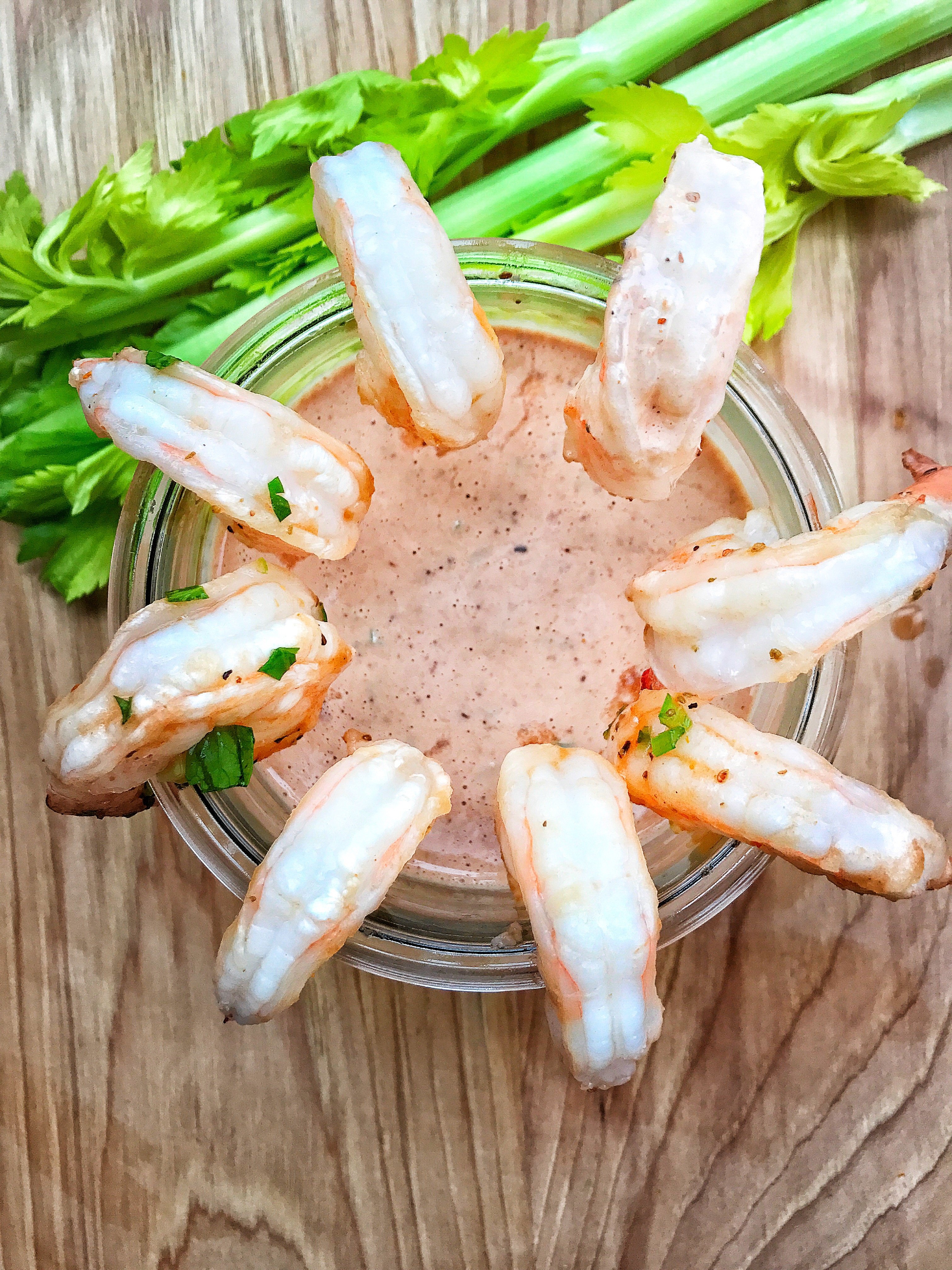 Steamed Jumbo Shrimp with Cocktail Sauce and Remoulade (1 lb)