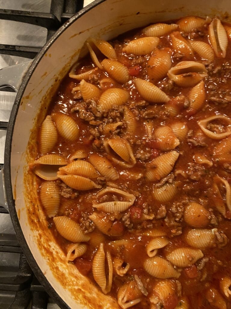 Easy meat sauce and shells in the pan