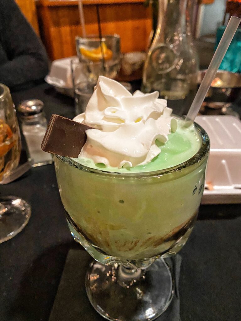 A grasshopper milkshake drink