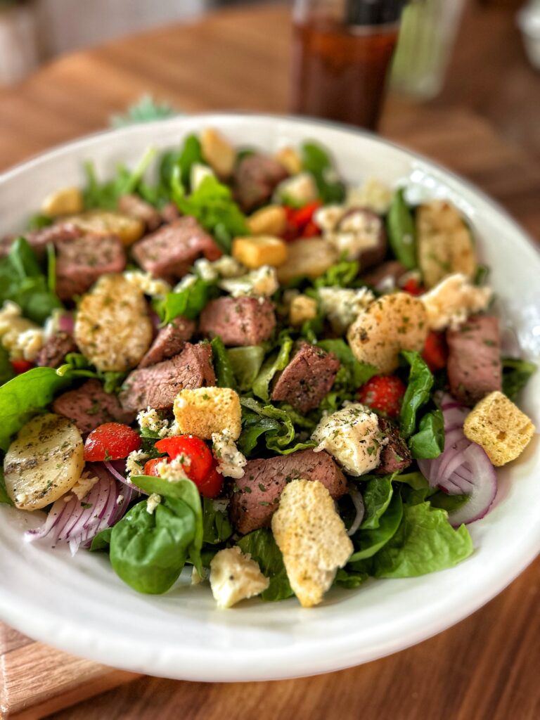 Steakhouse Salad