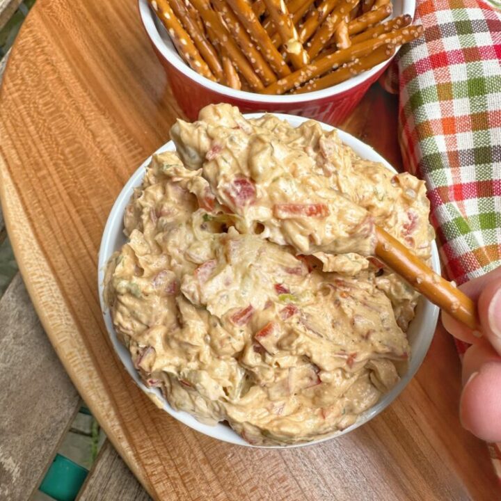 Bourbon Bbq Cheese Pretzel Dip