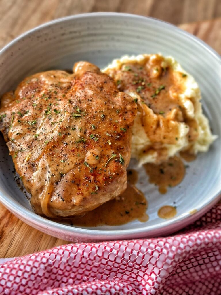 Black Pepper and Paprika Smothered Pork Chops