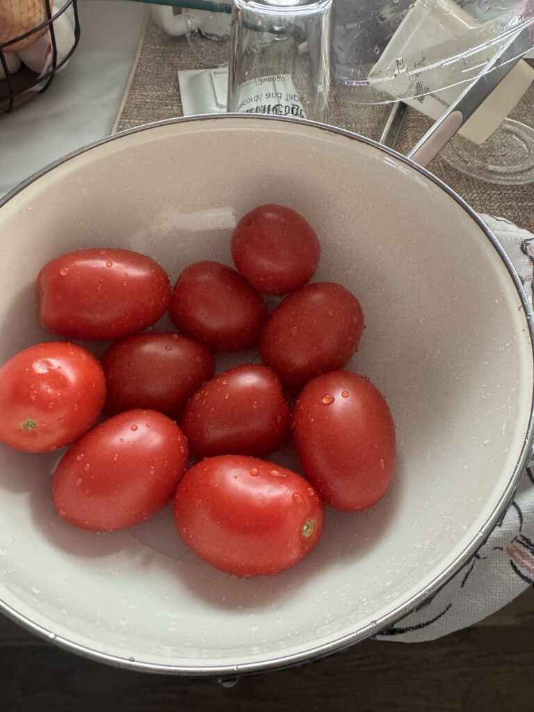 Tomatoes in a bowl