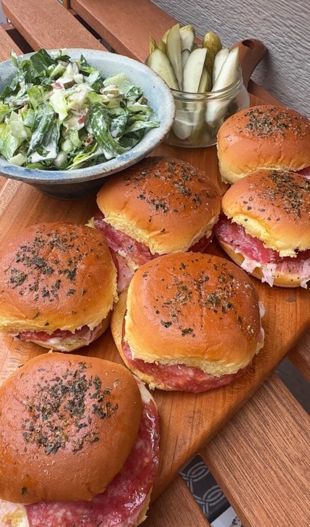 Sliders with salad and pickles