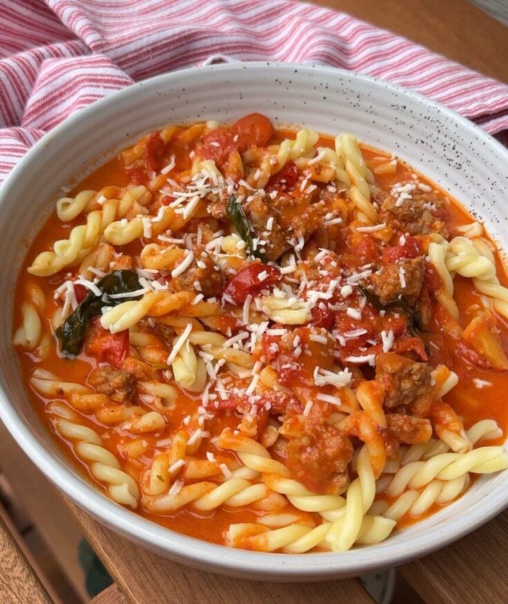 Creamy Tomato, Basil, and Sausage Pasta Recipe