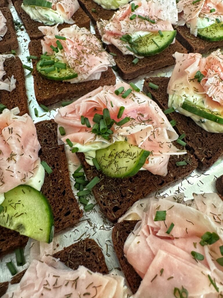 Shaved ham snacks with cucumber cream cheese