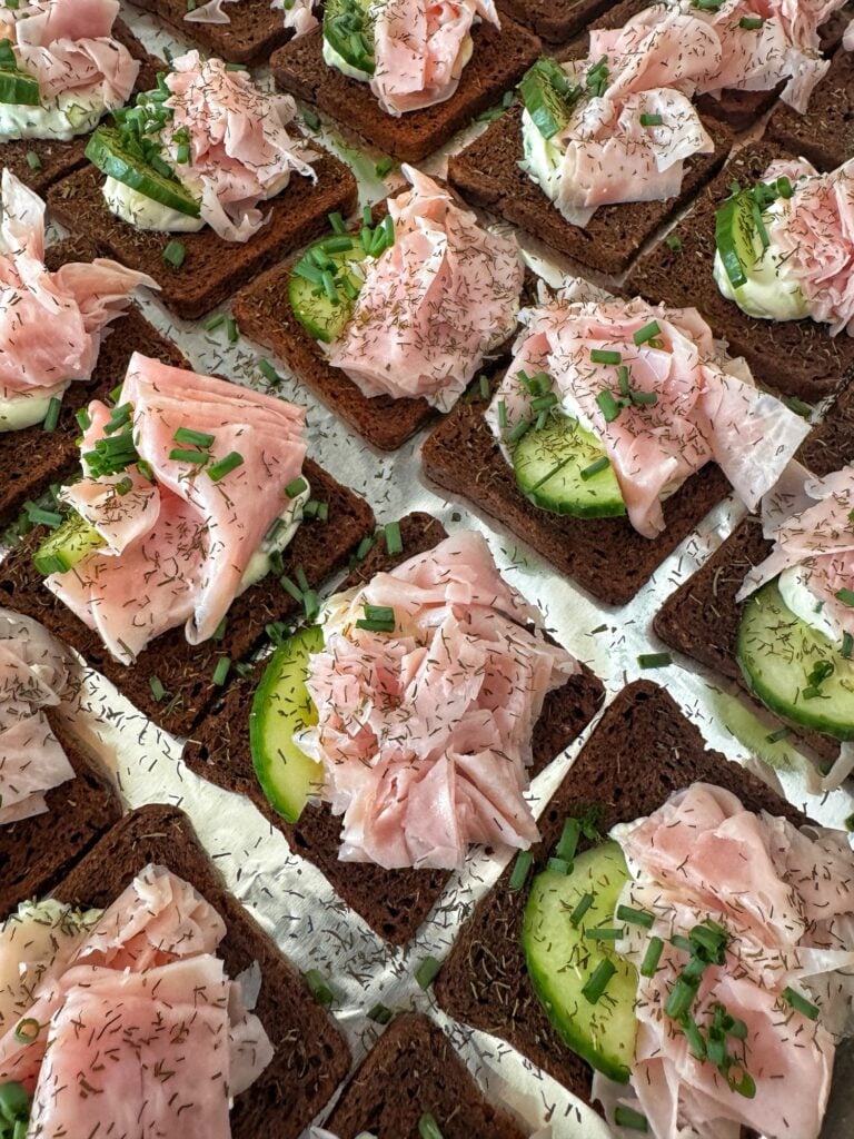 Shaved ham snacks with cucumber cream cheese