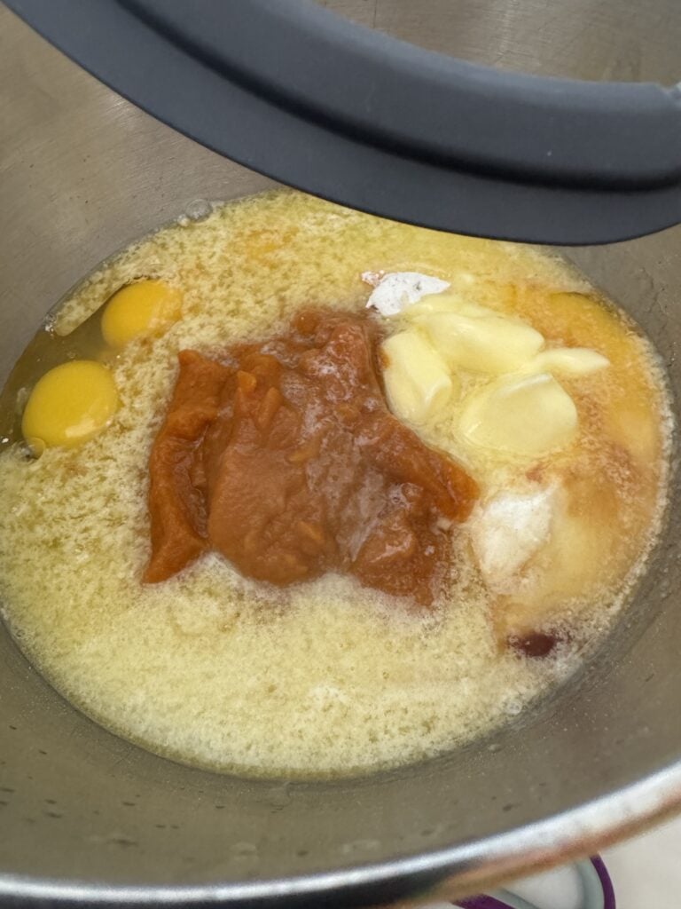 The cake batter before bing mixed