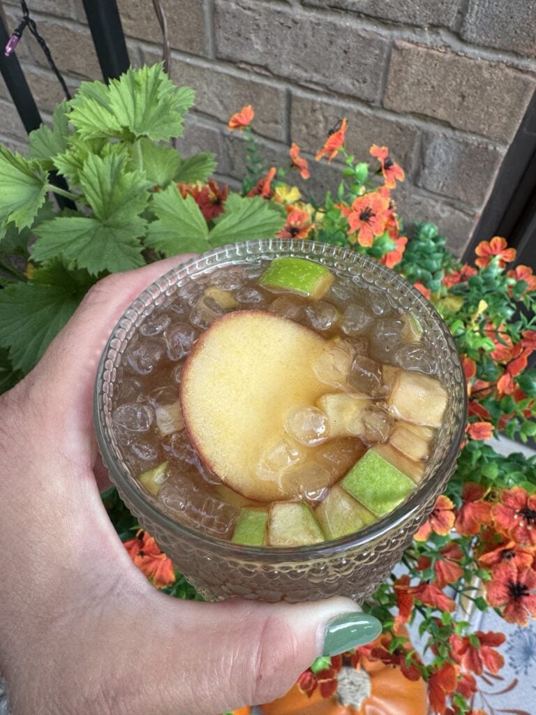 The finished cocktail