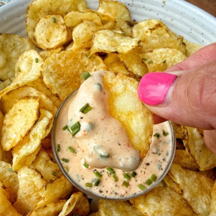 Shamrock Ranch dressing on a chip
