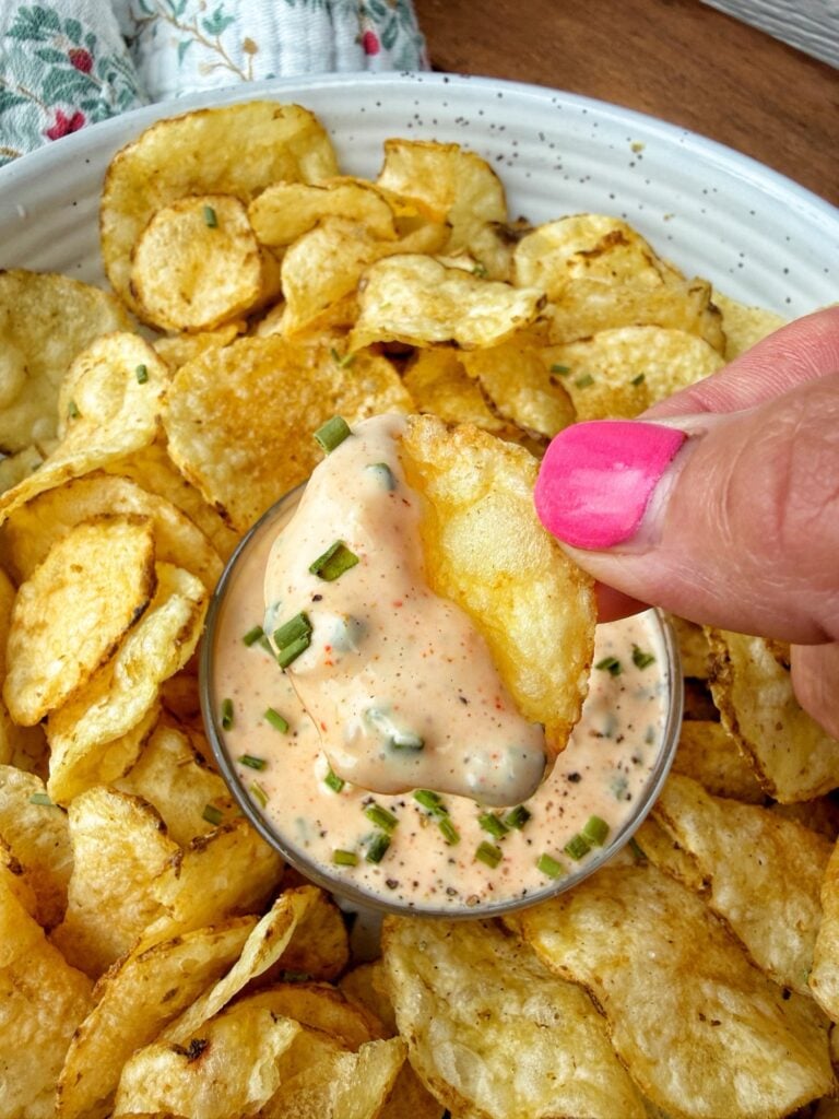 Shamrock Ranch dressing on a chip