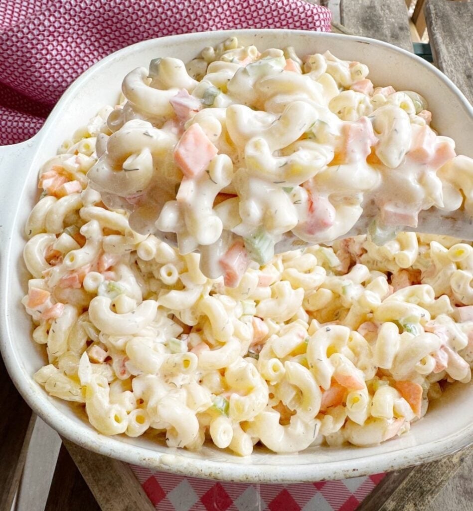 Creamy Classic Macaroni Salad